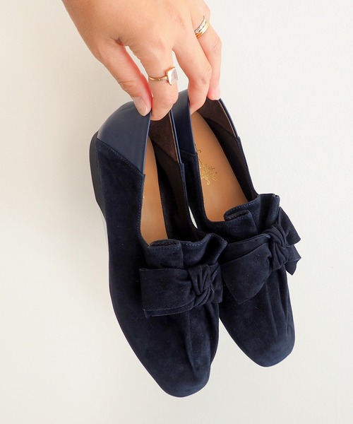 あしながおじさん（アシナガオジサン）の「リボンバブーシュ　1310190（パンプス・レディース・プラチナム/ライトグレー/ライトグリーン/ブラック/ベージュ/ブラック系その他/ナチュラル/ライトブルー/ネイビー/ピンク・22.5cm/23.0cm/23.5cm/24.0cm/24.5cm）」の9枚目の写真