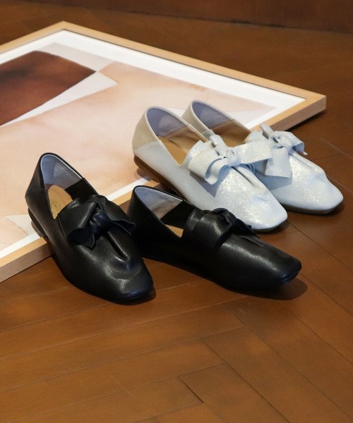 あしながおじさん（アシナガオジサン）の「リボンバブーシュ　1310190（パンプス・レディース・プラチナム/ライトグレー/ライトグリーン/ブラック/ベージュ/ブラック系その他/ナチュラル/ライトブルー/ネイビー/ピンク・22.5cm/23.0cm/23.5cm/24.0cm/24.5cm）」の22枚目の写真