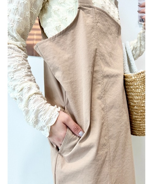 CECIL McBEE（セシルマクビー）の「ベルトストラップジャンスカ（ワンピース・レディース・グリーン/ベージュ・MEDIUM/LARGE）」の11枚目の写真