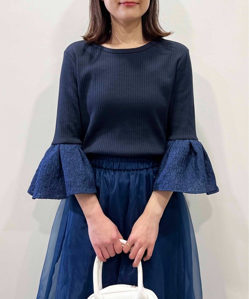 DIARIUM（ディアリウム）の「【日本製】袖フレアリブカットソー（Tシャツ/カットソー・レディース・ブラック/オフホワイト/ネイビー・M）」の5枚目の写真