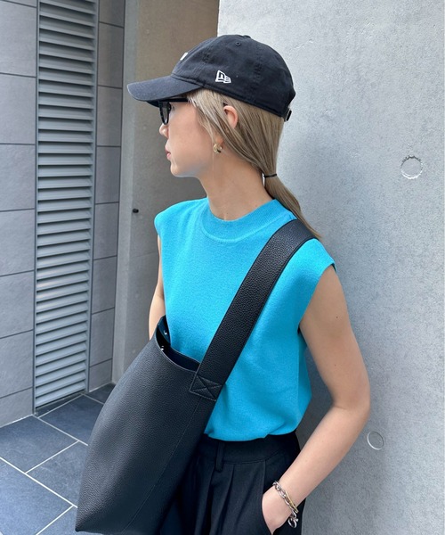 feepur（フェピュール）の「【ハンドウォッシャブル】モックネックノースリカラーニット（ニット/セーター・レディース・グリーン/ピンク/ブラック/グレー/オフホワイト/ブルー・MEDIUM）」の6枚目の写真