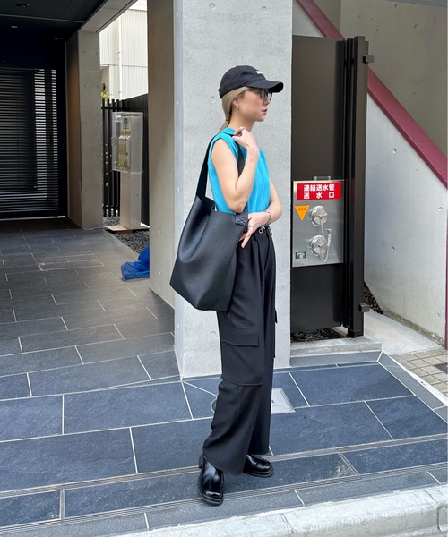 feepur（フェピュール）の「【ハンドウォッシャブル】モックネックノースリカラーニット（ニット/セーター・レディース・グリーン/ピンク/ブラック/グレー/オフホワイト/ブルー・MEDIUM）」の8枚目の写真