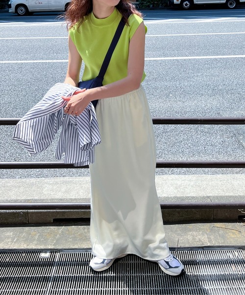 feepur（フェピュール）の「【ハンドウォッシャブル】モックネックノースリカラーニット（ニット/セーター・レディース・グリーン/ピンク/ブラック/グレー/オフホワイト/ブルー・MEDIUM）」の16枚目の写真