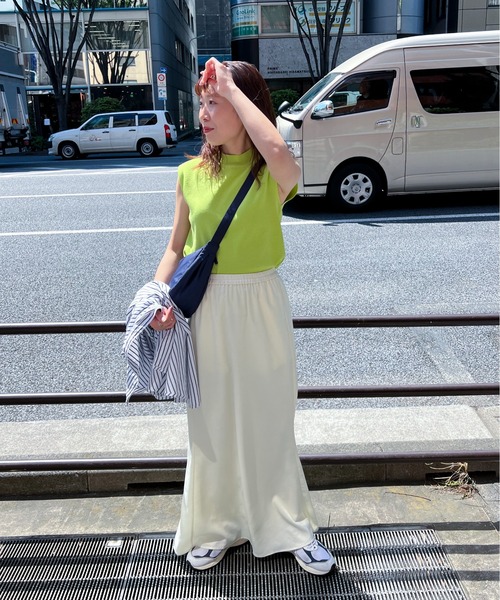 feepur（フェピュール）の「【ハンドウォッシャブル】モックネックノースリカラーニット（ニット/セーター・レディース・グリーン/ピンク/ブラック/グレー/オフホワイト/ブルー・MEDIUM）」の17枚目の写真