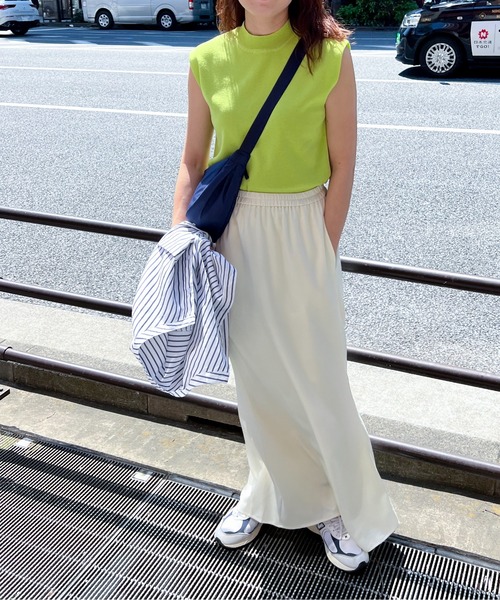 feepur（フェピュール）の「【ハンドウォッシャブル】モックネックノースリカラーニット（ニット/セーター・レディース・グリーン/ピンク/ブラック/グレー/オフホワイト/ブルー・MEDIUM）」の18枚目の写真