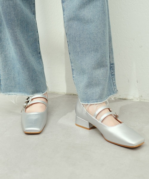 natural couture（ナチュラルクチュール）の「ダブルストラップパンプスシューズ（その他シューズ・レディース・シルバー/アイボリー/ブラック・LARGE/SMALL/MEDIUM）」の9枚目の写真