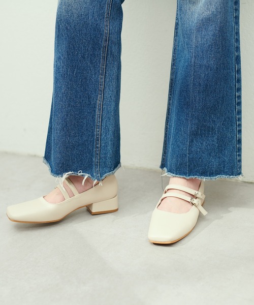 natural couture（ナチュラルクチュール）の「ダブルストラップパンプスシューズ（その他シューズ・レディース・シルバー/アイボリー/ブラック・LARGE/SMALL/MEDIUM）」の7枚目の写真