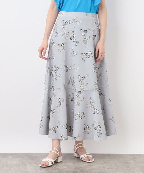grove（グローブ）の「◆お仕事にもおでかけにも！ボタニカルプリントスカート（スカート・レディース・グレー系5/サックスブルー系・02/03/01/05/04）」の15枚目の写真