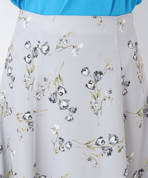 grove（グローブ）の「◆お仕事にもおでかけにも！ボタニカルプリントスカート（スカート・レディース・グレー系5/サックスブルー系・02/03/01/05/04）」の18枚目の写真