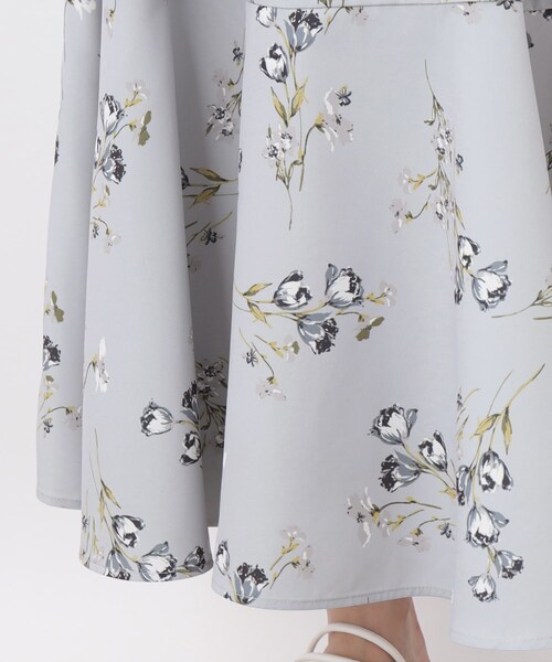 grove（グローブ）の「◆お仕事にもおでかけにも！ボタニカルプリントスカート（スカート・レディース・グレー系5/サックスブルー系・02/03/01/05/04）」の19枚目の写真