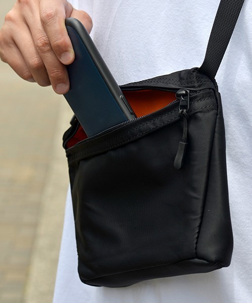 F&D : Nylon Shoulder Bag（ショルダーバッグ）｜Fun & Daily