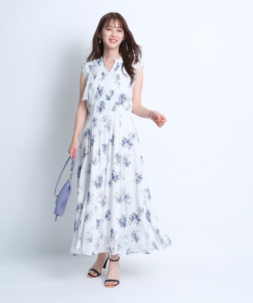 新品同様 JUSGLITTY アンティークフラワープリントワンピース JUSGLITTY(ジャスグリッティー)の「アンティークフラワー