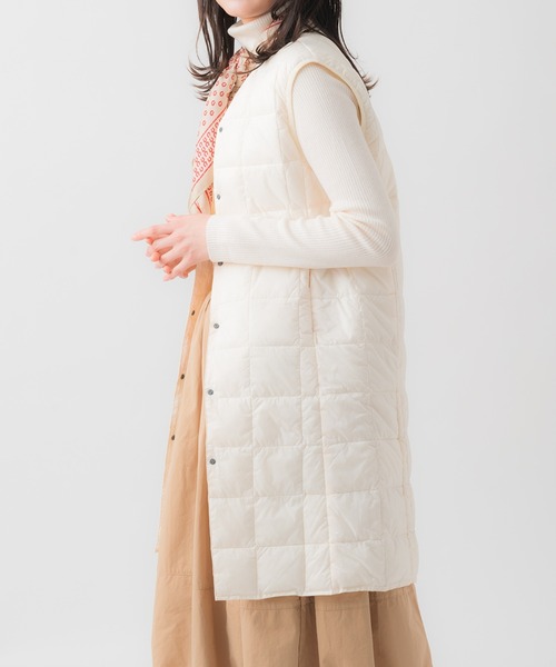 TAION(タイオン)の「TAION / タイオン Vネック ロング ダウン ベスト TAION W001 LONG YGG(ダウンベスト・レディース・ブラック/オフホワイト/チャコール・M/L)」の6枚目の写真