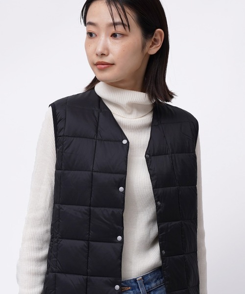 TAION(タイオン)の「TAION / タイオン Vネック ロング ダウン ベスト TAION W001 LONG YGG(ダウンベスト・レディース・ブラック/オフホワイト/チャコール・M/L)」の7枚目の写真