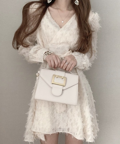 Jasmine Grandiflorum(ジャスミングランディフローラム)の「【Jasmine】Vネックガーリーワンピース(ワンピース・レディース・ベージュ/ピンク/ブラック・MEDIUM/SMALL/LARGE)」の9枚目の写真