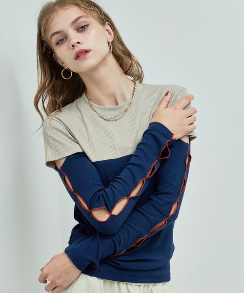 casane（カサネ）の「バイカラースリーブホールトップス（Tシャツ/カットソー・レディース・ベージュ/ホワイト/ブラウン・FREE）」の4枚目の写真