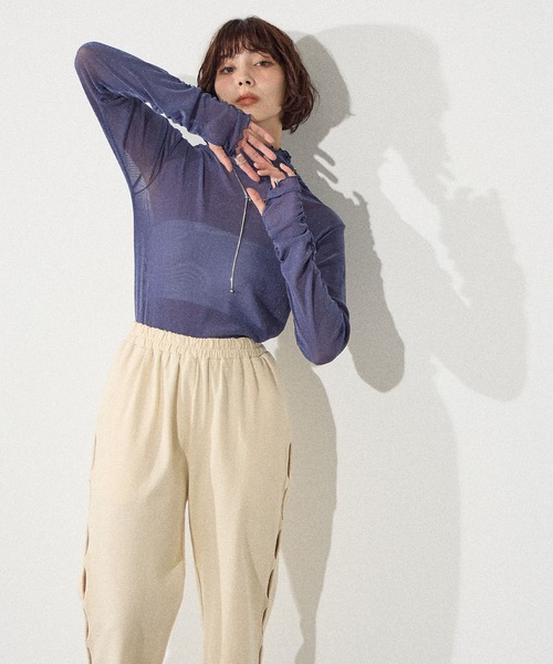 ELLEgirl(エルガール)の「シアーラメインナートップス【ELLEgirl/エル ガール】(Tシャツ/カットソー・レディース・パープル/グレイッシュブルー/ブラック・FREE)」の14枚目の写真