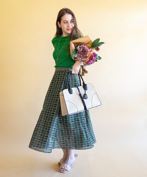 U（ユー）の「Julia【ジュリア】トートバッグ/A4サイズ オフィスバッグ（ビジネスバッグ・レディース・グレー系その他/キャメル/ブラウン系その他/オフホワイト/ベージュ系その他/アイボリー/ベージュ系その他2・FREE）」の10枚目の写真