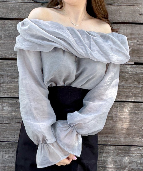 NOMAE（ノーマエ）の「シアーオフショルブラウス（シャツ/ブラウス・レディース・ライトピンク/アイボリー/ライトグレー/グレー系その他・FREE）」の2枚目の写真