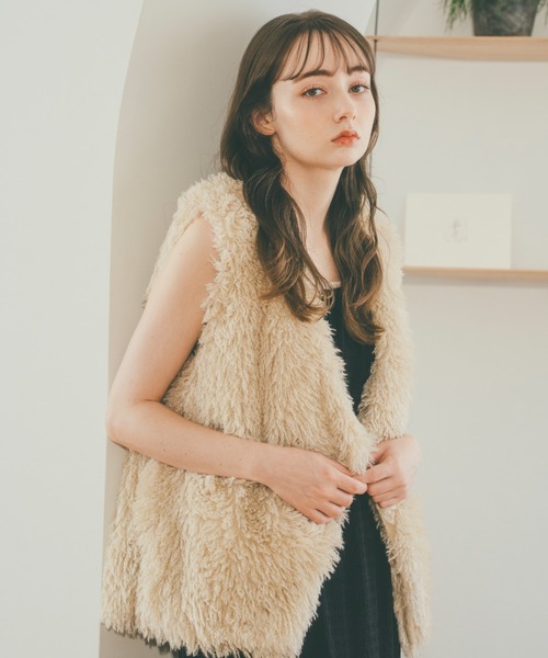 pomiii（ポミー）の「ファーベスト（ベスト・レディース・ブラウン/アイボリー・FREE）」の8枚目の写真