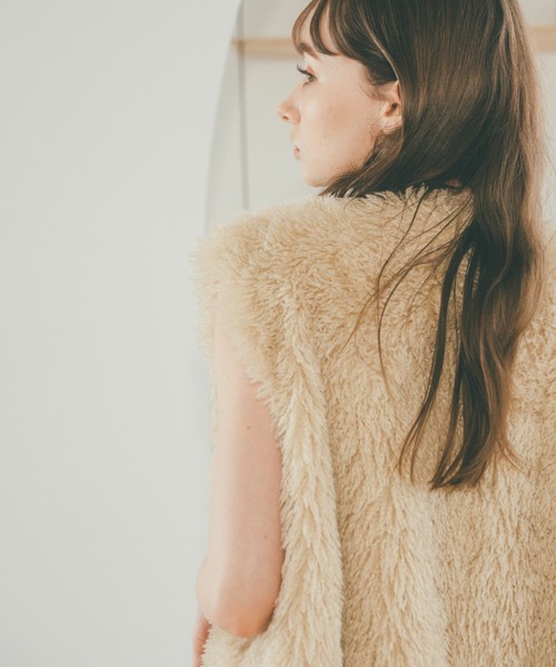 pomiii（ポミー）の「ファーベスト（ベスト・レディース・ブラウン/アイボリー・FREE）」の13枚目の写真