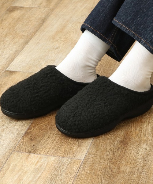 salle de bal（サルデバル）の「polka polka / ポルカポルカ モコモコボアシューズ mokomokoSHOES SDI（スリッポン・レディース・ベージュ/カーキ/ブラック・L/M）」の2枚目の写真