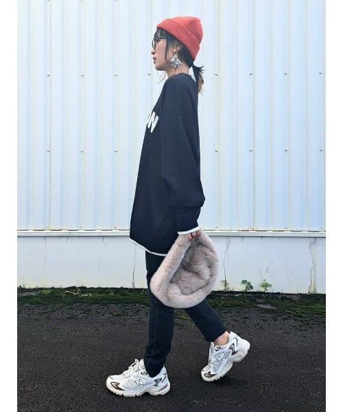 HONEYSUCKLE ROSE(ハニーサックルローズ)の「【HONEYSUCKLE ROSE】フェイクファーワンハンドルバッグ(ハンドバッグ・レディース・ベージュ/グレー・ONE SIZE)」の22枚目の写真