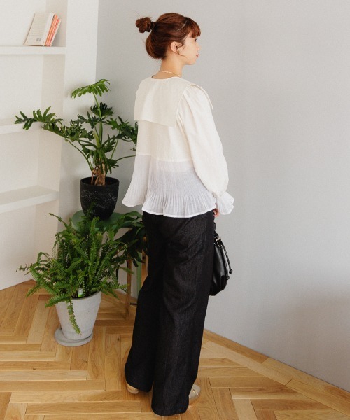 flower（フラワー）の「コンフィプリーツブラウス（シャツ/ブラウス・レディース・ホワイト/アイボリー・FREE）」の7枚目の写真