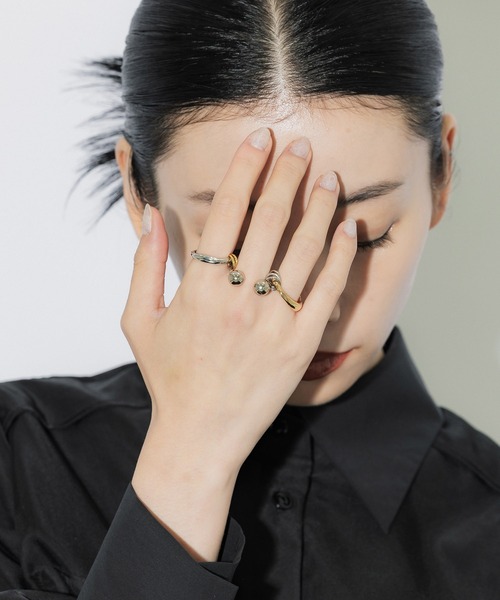 UNITED TOKYO（ユナイテッドトウキョウ）の「【WEB限定】ダブルボールトリオリング（リング・レディース・その他2・FREE）」の4枚目の写真
