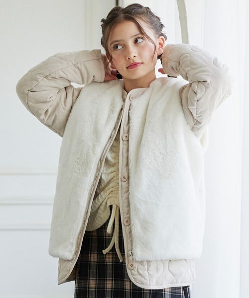 Amourire girl(アムリールガール)の「ボアベスト&キルティングジャケット/コートセット(130㎝~160㎝)(ノーカラーコート・キッズ・オフホワイト/ブラック・130cm/140cm/150cm/160cm)」の12枚目の写真