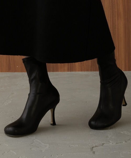 casane（カサネ）の「ラウンドソックスブーツ（ブーツ・レディース・ブラック・1/2）」の10枚目の写真