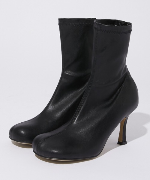 casane（カサネ）の「ラウンドソックスブーツ（ブーツ・レディース・ブラック・1/2）」の13枚目の写真