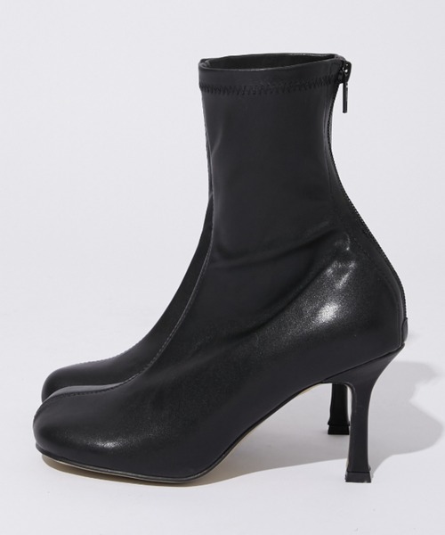 casane（カサネ）の「ラウンドソックスブーツ（ブーツ・レディース・ブラック・1/2）」の14枚目の写真