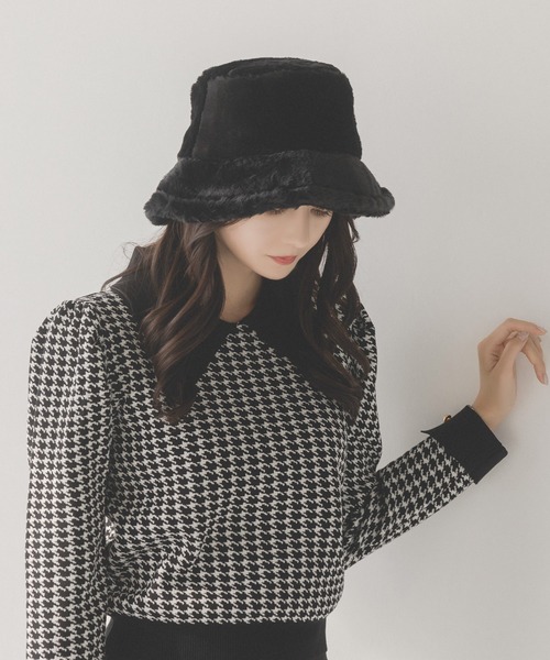 Julia Boutique(ジュリアブティック)の「フェイクファーバケットハット/23623(ハット・レディース・ブラック/ホワイト/ライトベージュ・ONE)」の8枚目の写真