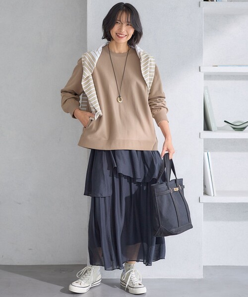 23区(ニジュウサンク)の「【Oggi4月号掲載/洗える】シアーツイル ティアードスカート(スカート・レディース・ブラック系/アイボリー系・30/32/34)」の9枚目の写真