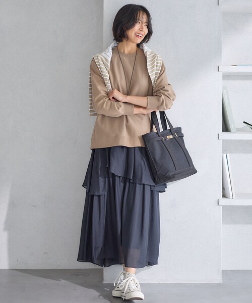 23区(ニジュウサンク)の「【Oggi4月号掲載/洗える】シアーツイル ティアードスカート(スカート・レディース・ブラック系/アイボリー系・30/32/34)」の10枚目の写真