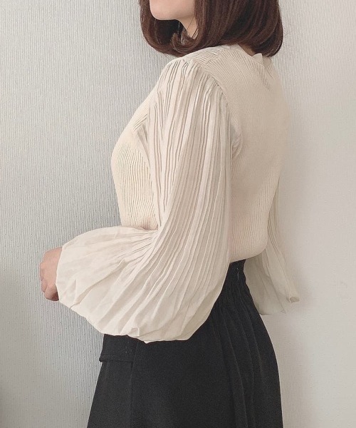 Miniministore(ミニミニストア)の「ニットカーディガンボリューム袖Vネック(ニット/セーター・レディース・ホワイト/ブラック/ベージュ・フリー)」の19枚目の写真