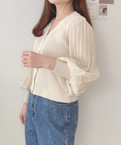 Miniministore(ミニミニストア)の「ニットカーディガンボリューム袖Vネック(ニット/セーター・レディース・ホワイト/ブラック/ベージュ・フリー)」の13枚目の写真