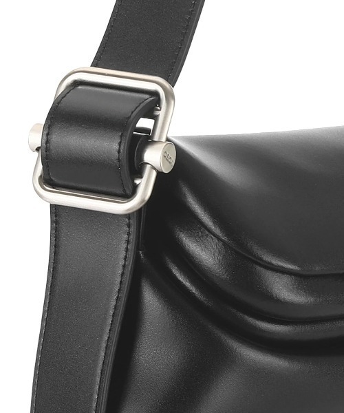 OSOI（オソイ）の「OSOI/オソイ/FOLDER BROT_BLACK（ショルダーバッグ・レディース・ブラック・FREE）」の6枚目の写真