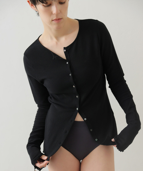 EMILY WEEK(エミリーウィーク)の「強撚梨地カーディガン(カーディガン/ボレロ・レディース・ブラック/アイボリー・FREE)」の6枚目の写真