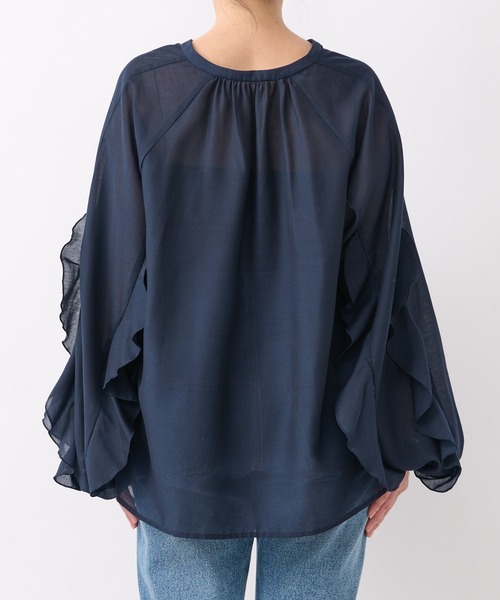 RIVE DROITE(リヴドロワ)の「ラッフルスリーブブラウス(シャツ/ブラウス・レディース・ベージュ/カーキ/ネイビー・FREE)」の11枚目の写真