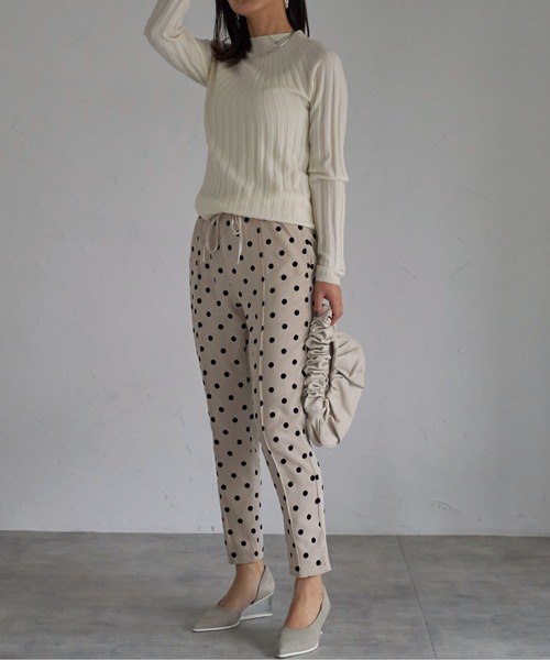 each（イーチ）の「フロッキードットセンターシームパンツ（その他パンツ・レディース・アイボリー/グレー/ブラック・FREE）」の14枚目の写真