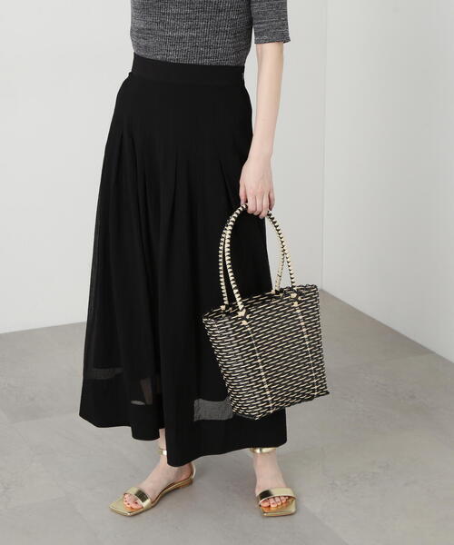 N.(N. Natural Beauty Basic)(エヌエヌナチュラルビューティーベーシック)の「◆ウエストタックシアーフレアスカート(スカート・レディース・オフホワイト/ブラック系その他/グレー・MEDIUM)」の6枚目の写真