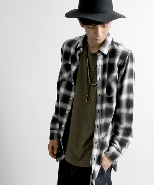 WEGO(ウィゴー)の「WEGO/レーヨンオンブレチェックロングシャツ(シャツ/ブラウス・メンズ・レッド/ブルー/ブラック・MEDIUM/LARGE)」の2枚目の写真