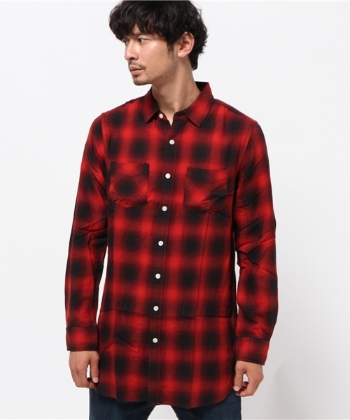 WEGO(ウィゴー)の「WEGO/レーヨンオンブレチェックロングシャツ(シャツ/ブラウス・メンズ・レッド/ブルー/ブラック・MEDIUM/LARGE)」の4枚目の写真