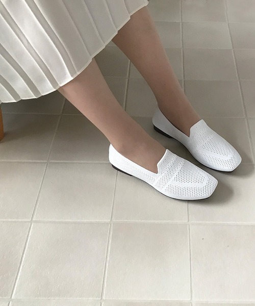 tone(トーン)の「BOUQET 洗える軽量スクエアニットパンプス/hsky(パンプス・レディース・ブルー/ブラック/カーキ/ホワイト・SMALL/MEDIUM/X-LARGE/LARGE)」の3枚目の写真