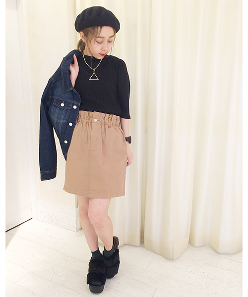 one after another NICE CLAUP(ワンアフターアナザーナイスクラップ)の「【ナイスクラップ】ワイドリブハイネック5部丈カットソー(Tシャツ/カットソー・レディース・カーキ/ブラック/アイボリー/キャメル/ボルドー・FREE)」の19枚目の写真