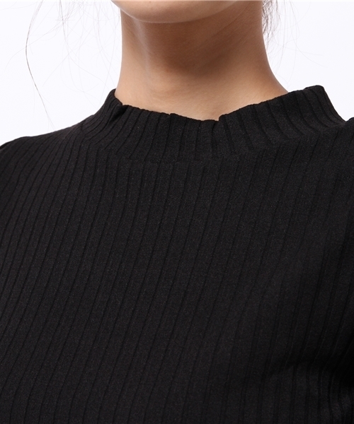 one after another NICE CLAUP(ワンアフターアナザーナイスクラップ)の「【ナイスクラップ】ワイドリブハイネック5部丈カットソー(Tシャツ/カットソー・レディース・カーキ/ブラック/アイボリー/キャメル/ボルドー・FREE)」の9枚目の写真