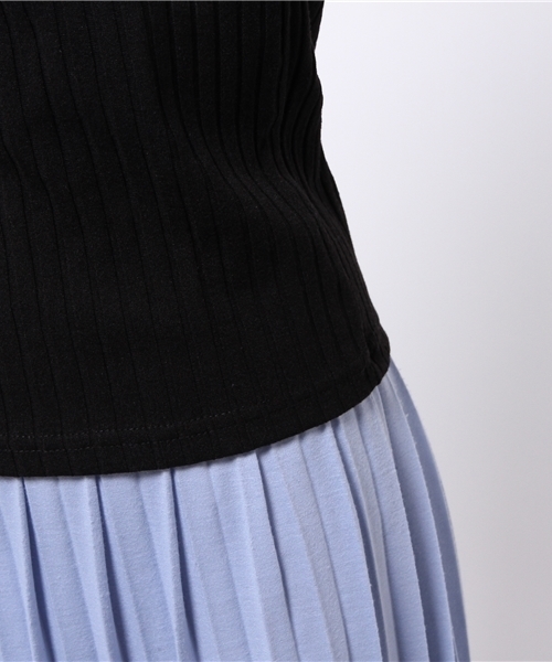 one after another NICE CLAUP(ワンアフターアナザーナイスクラップ)の「【ナイスクラップ】ワイドリブハイネック5部丈カットソー(Tシャツ/カットソー・レディース・カーキ/ブラック/アイボリー/キャメル/ボルドー・FREE)」の11枚目の写真