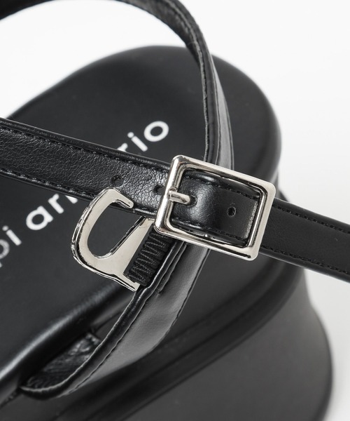 repipi armario（レピピ アルマリオ）の「クリアラインアツゾコサンダル（サンダル・キッズ・ホワイト/ブルー/ブラック・MEDIUM/SMALL/LARGE）」の8枚目の写真